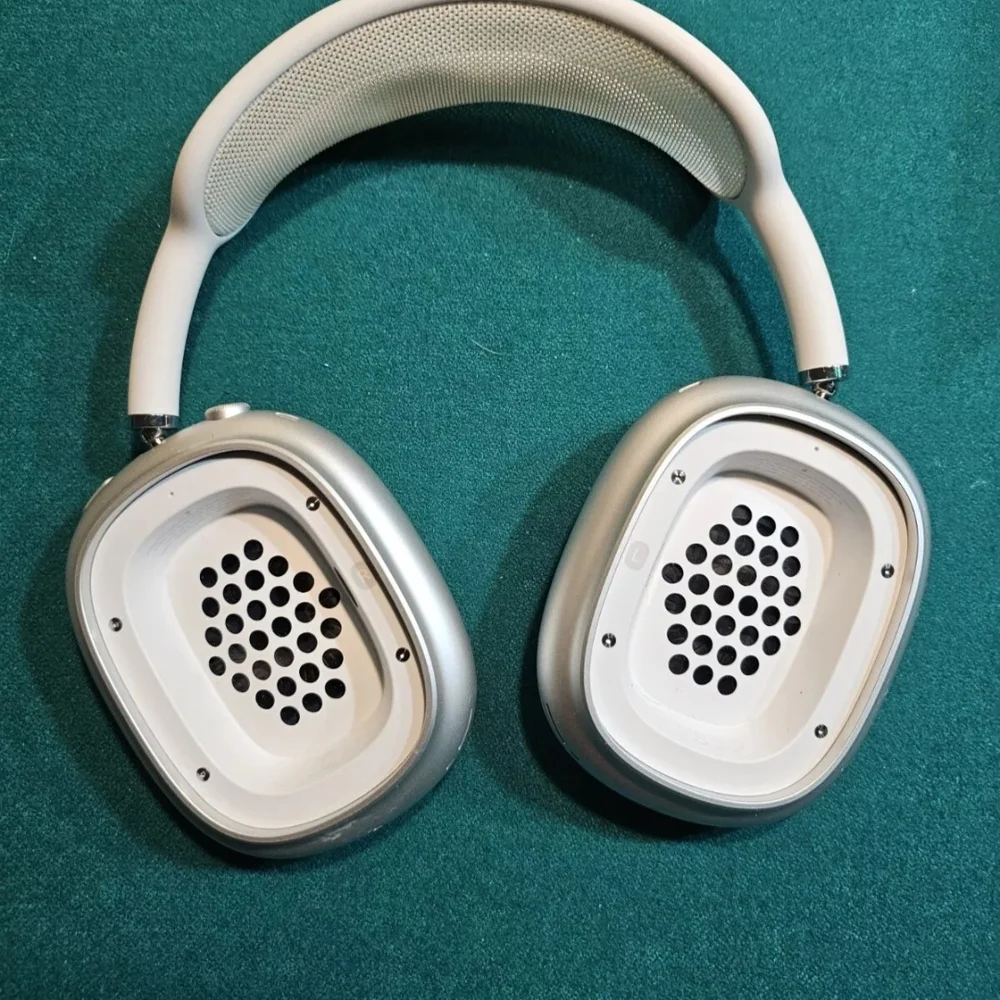 Apple airpods max